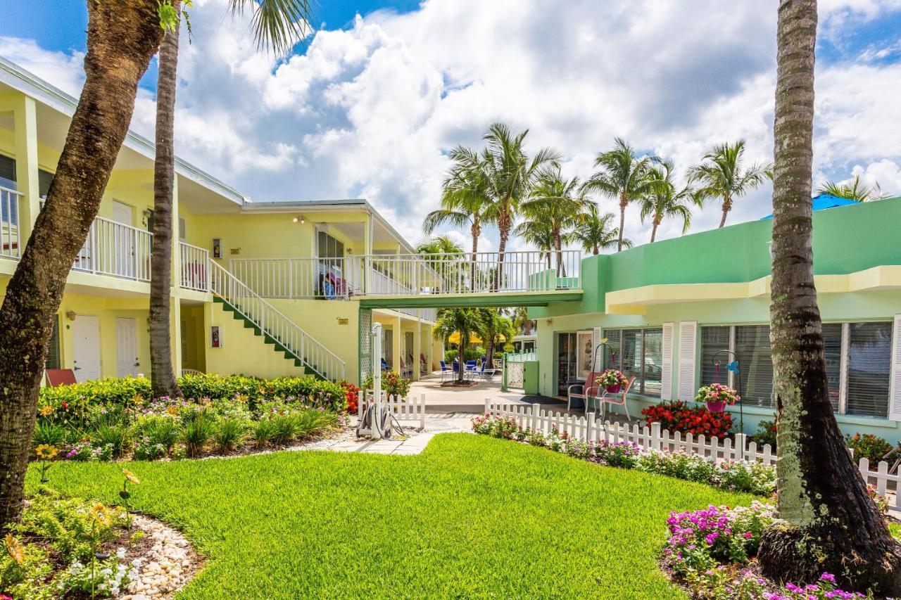 North Naples Lighthouse Inn מראה חיצוני תמונה